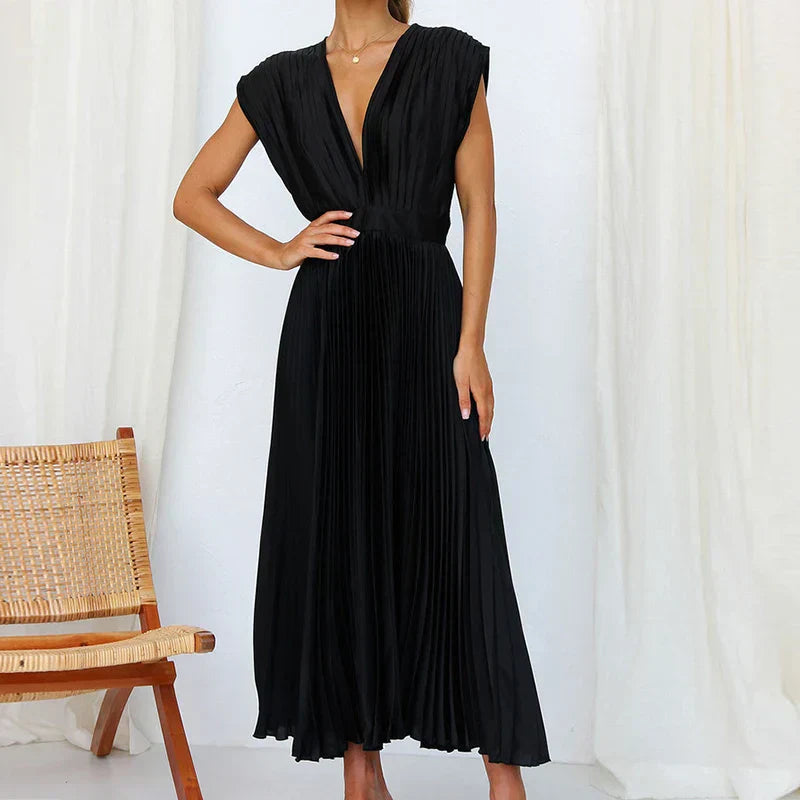 Haven | Maxi Dress with V-Neck and Pleats